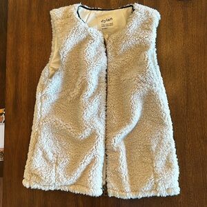 dylan faux fur cream vest - xs
